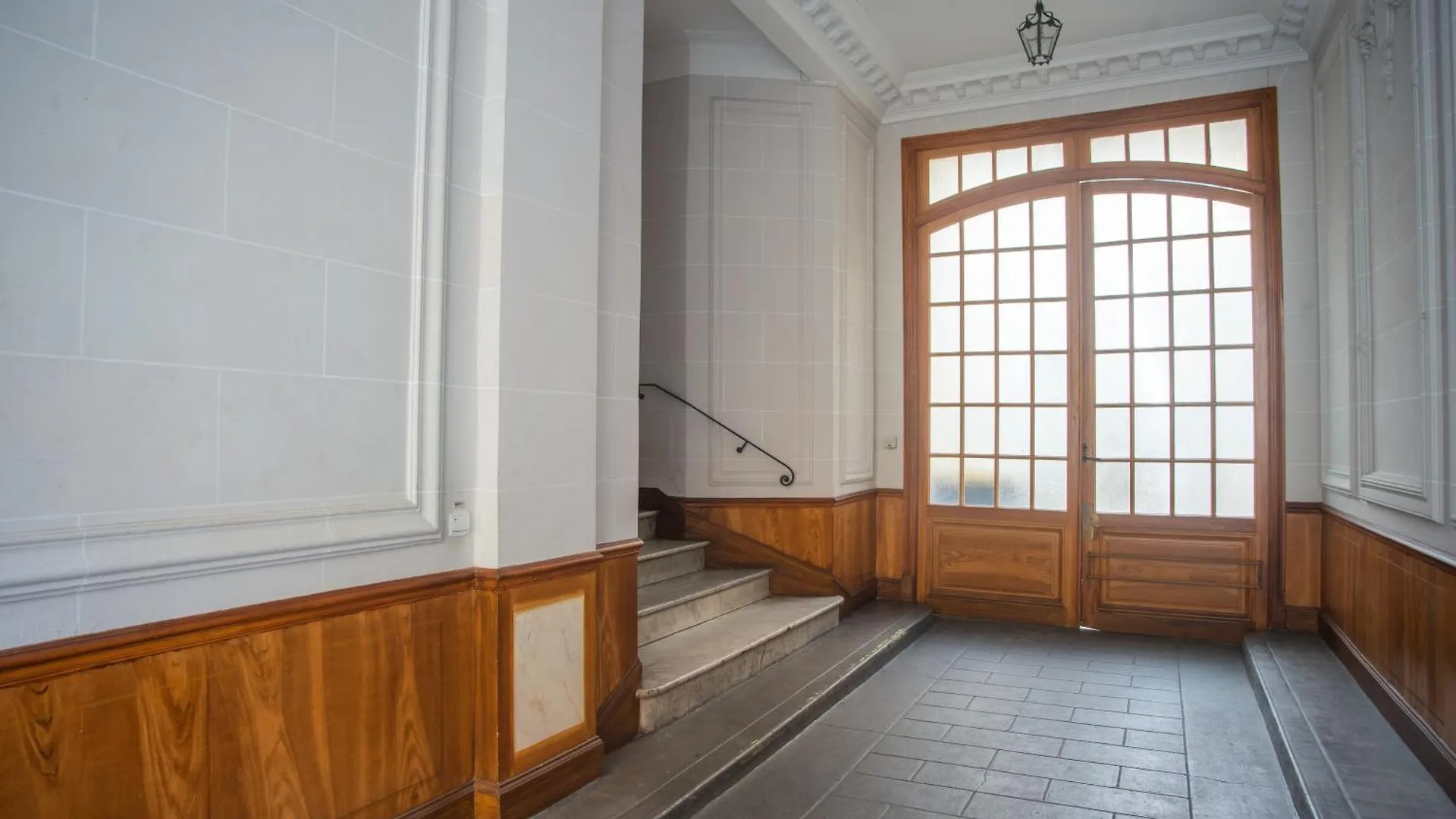 Authentic Nice Apartment - Sunny Terrace - Happy Rentals France